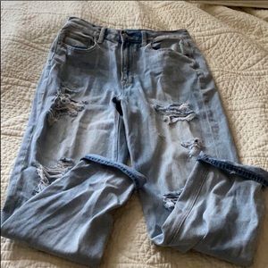 American Eagle mom jeans